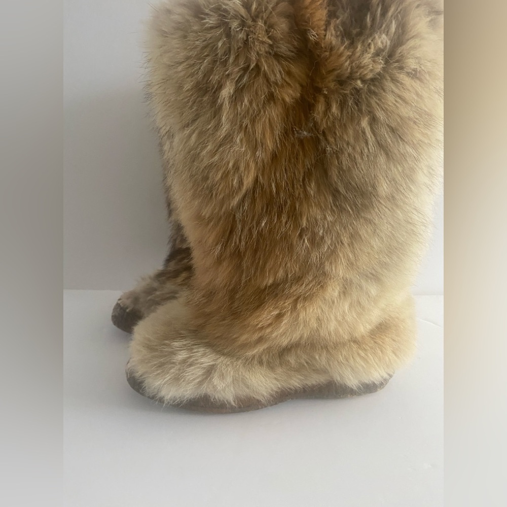 Vintage coyote fur boots